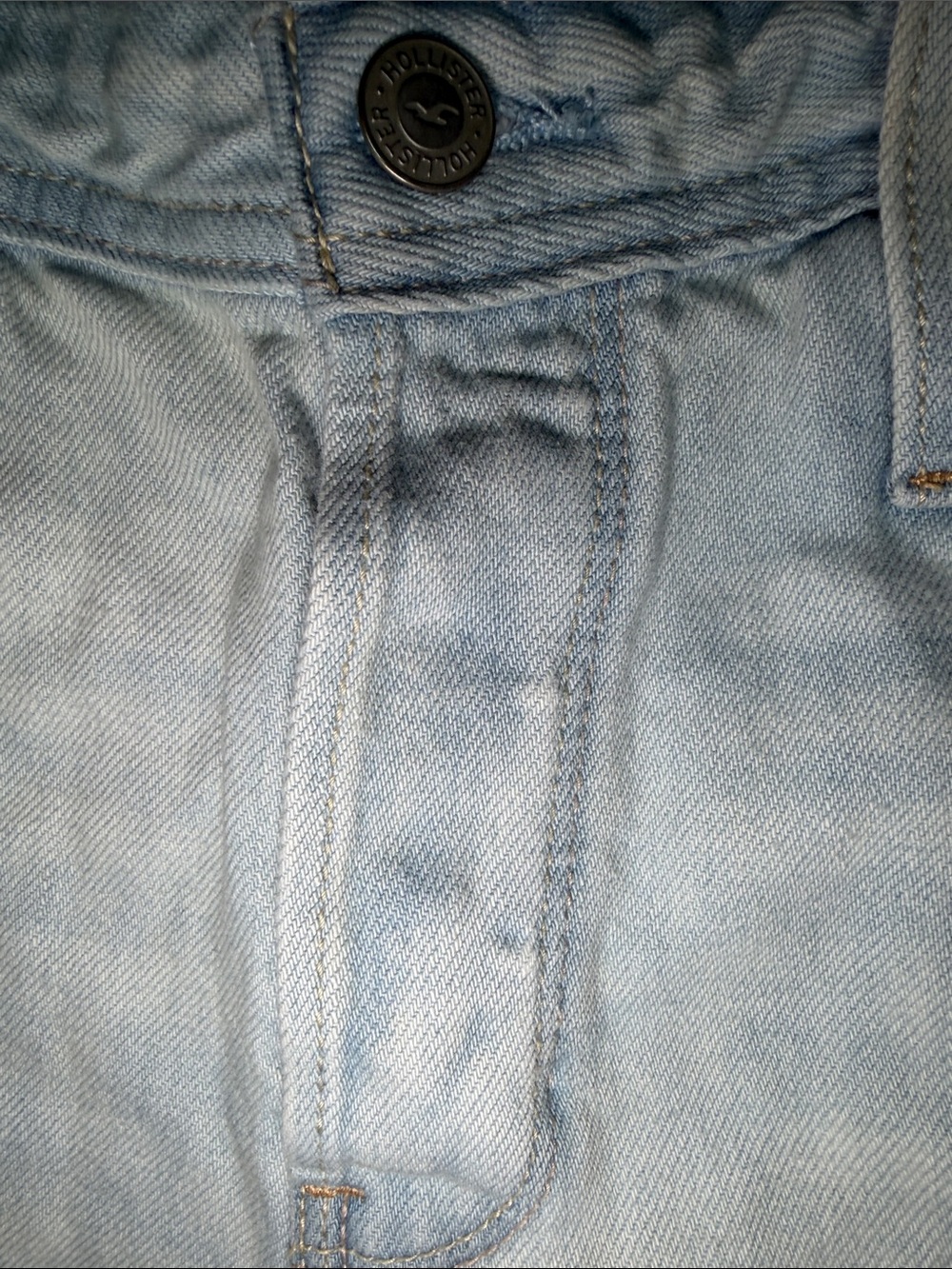 Hollister High-Rise Mom 3’ Light Blue Distressed Denim Shorts - Size 7/w28 - Picture 5 of 11